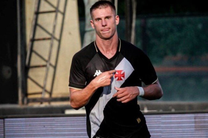 GUILHERME ESTRELLA - Entrou nos minutos finais e excitou na chance que teve de marcar o gol. Nota: 4,5 - Foto: Matheus Lima/Vasco