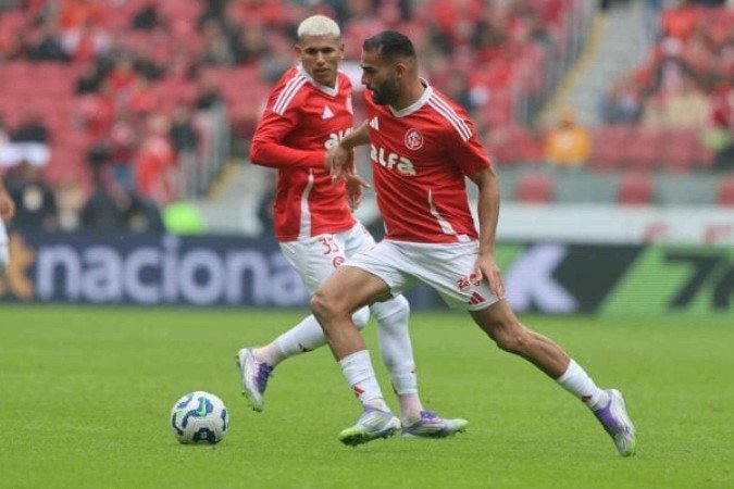 No Internacional, Thiago Maia volta às origens como primeiro volante - (crédito: Foto: Ricardo Duarte / Internacional) No Internacional, Thiago Maia volta às origens como primeiro volante - (crédito: Foto: Ricardo Duarte / Internacional)