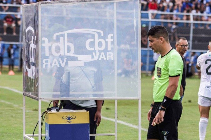 Tecnologia do VAR foi aplicada nas fases agudas do Candangão -  (crédito: Filipe Fonseca/@filipeffoto)