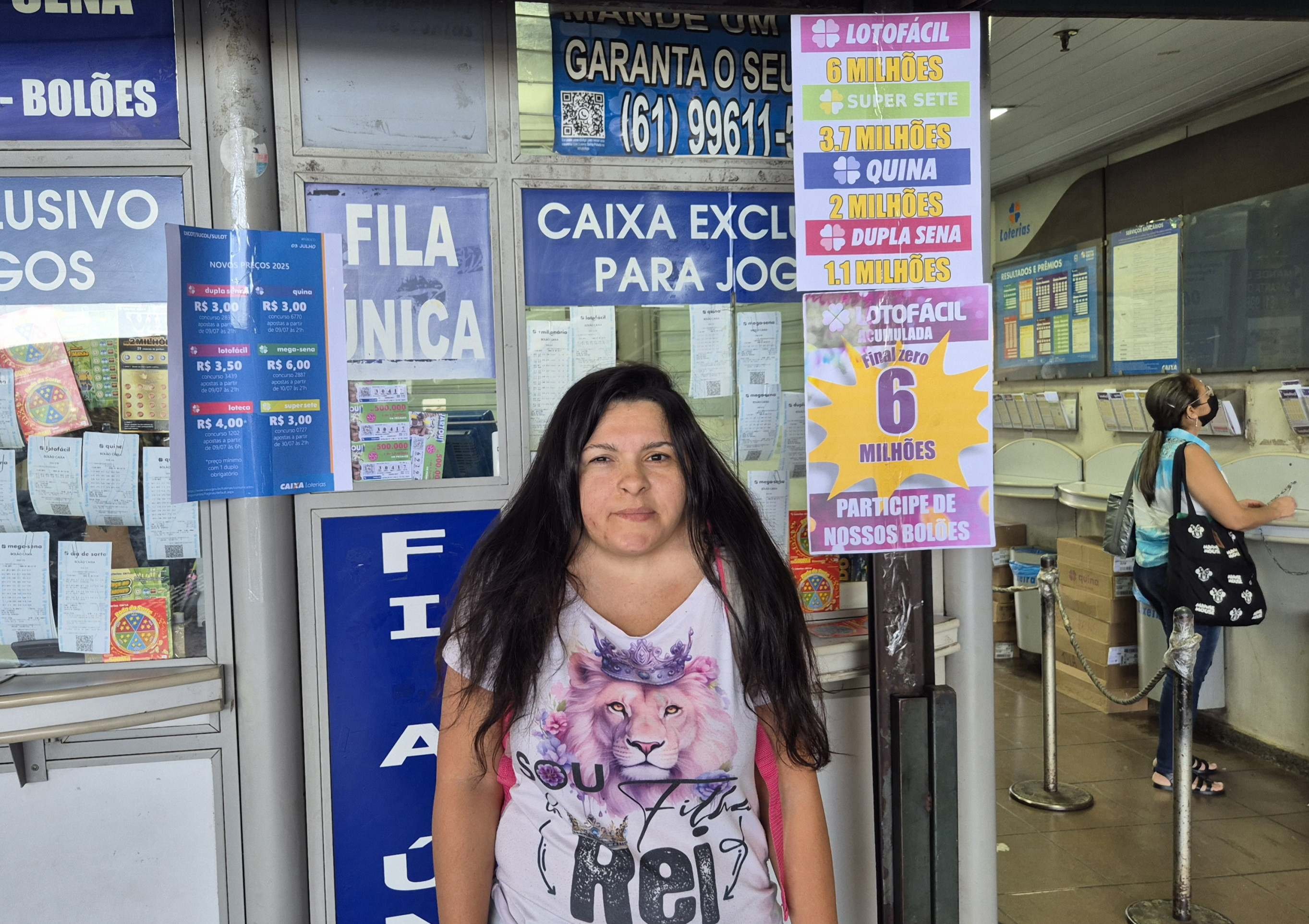 Stephanie Torres, 35 anos, é professora na educação básica e também possui esperança de ganhar o prêmio