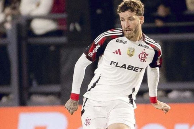 Léo Pereira fez o primeiro gol do Flamengo na vitória sobre o Bragantino por 2 a 1 -  (crédito: Foto: Adriano Fontes/Flamengo)