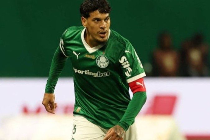 GUSTAVO GÓMEZ - O xerife de sempre. Fez cortes providenciais, como em um cruzamento para Cano no primeiro tempo, e brilhou com um bloqueio salvador em chute de John Kennedy no fim do jogo, garantindo a vitória. NOTA: 7,5. Cesar Greco/Palmeiras