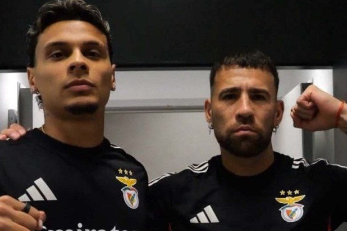 Otamendi e Richard Ríos encenam reconciliação após troca de farpas nas Eliminatórias - (crédito: Foto: Divulgação) Otamendi e Richard Ríos encenam reconciliação após troca de farpas nas Eliminatórias - (crédito: Foto: Divulgação)