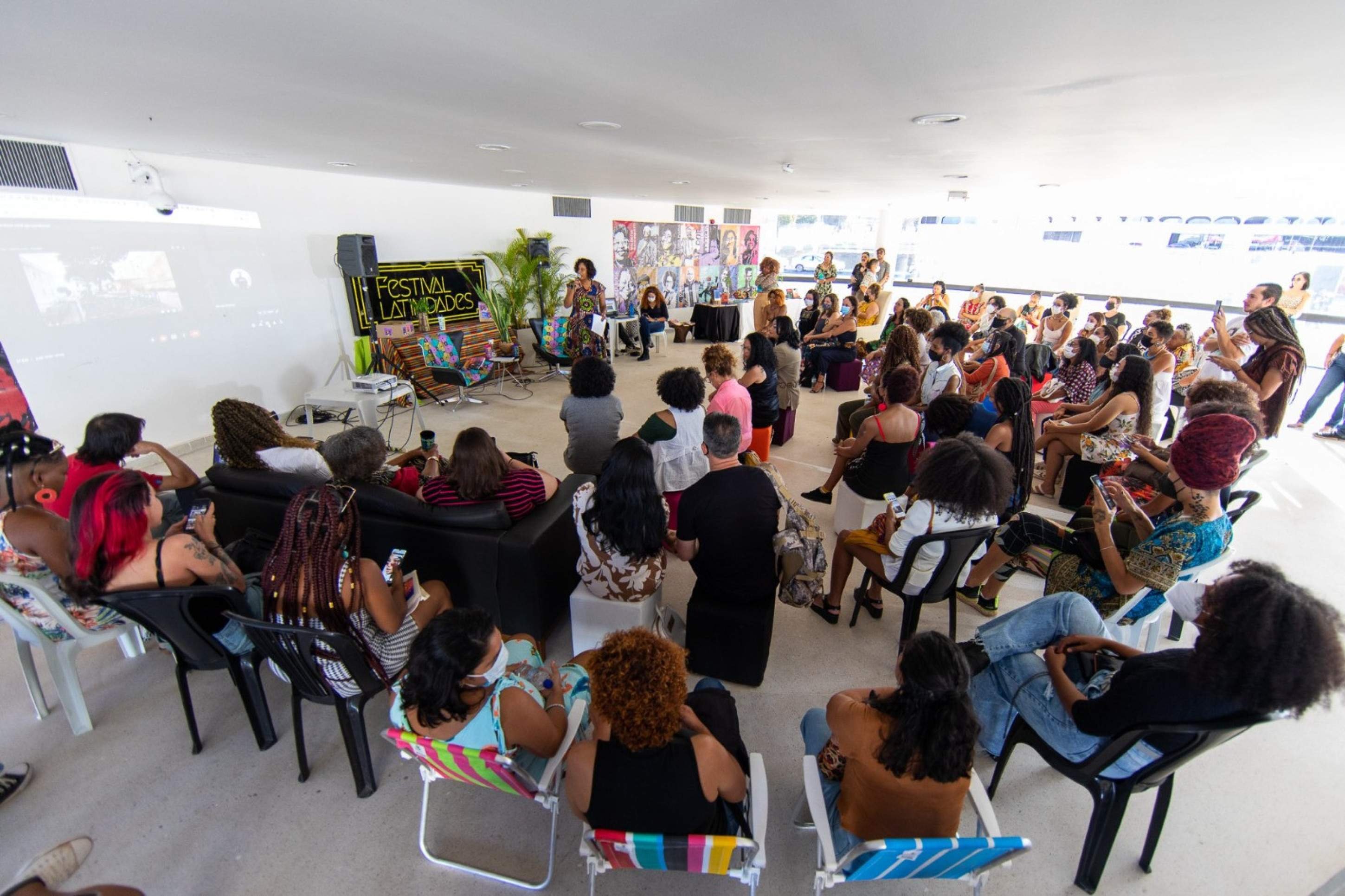 Encontro literário de mulheres pretas ocorre no Museu da República