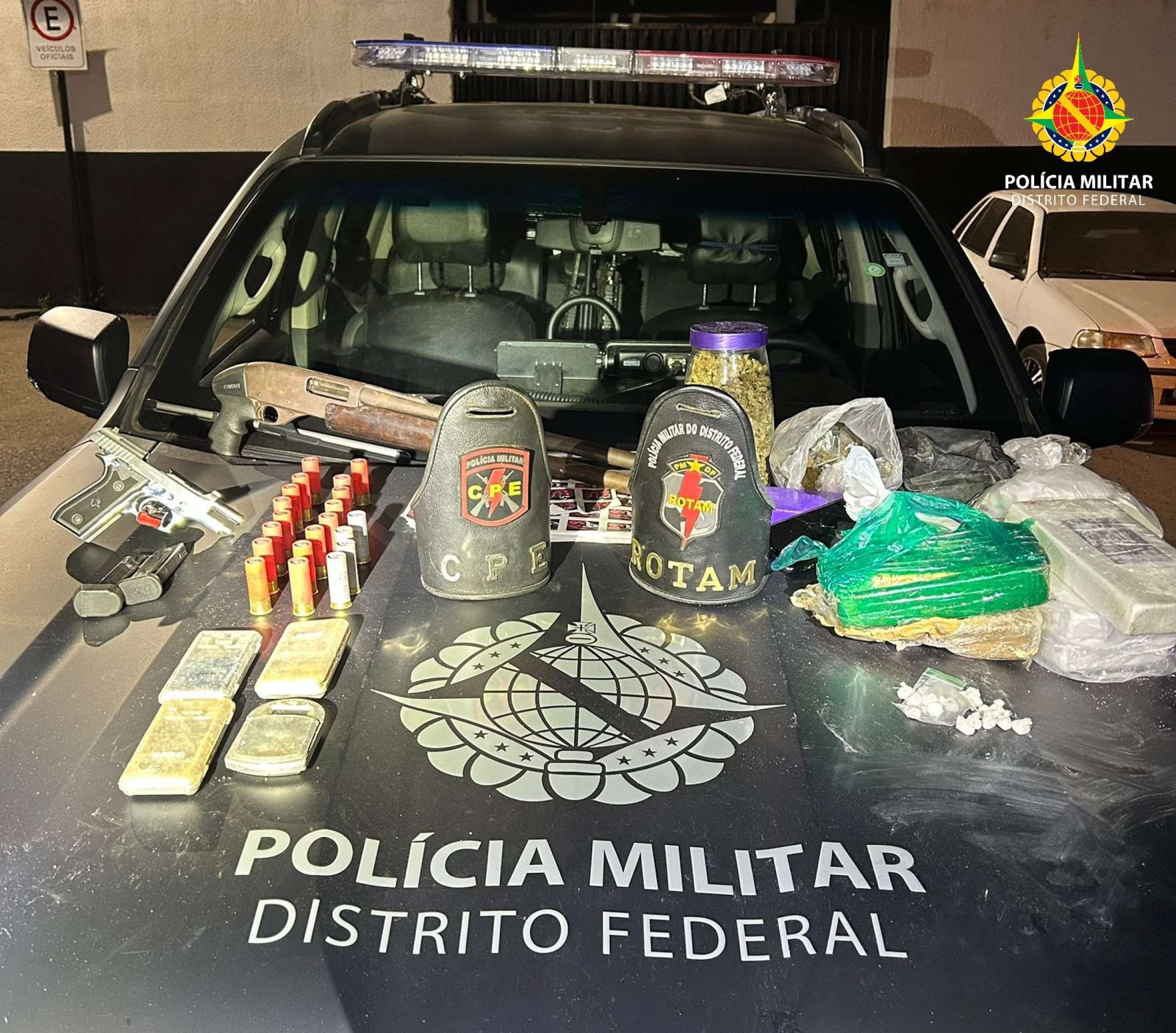 ROTAN apreende armas e mais de 9 kg de drogas em Águas Lindas de Goiás