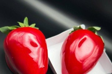 Especialistas alertam riscos para a saúde bucal que o morango do amor pode trazer -  (crédito: Reprodução/Instagram/@donnagourmert_1)