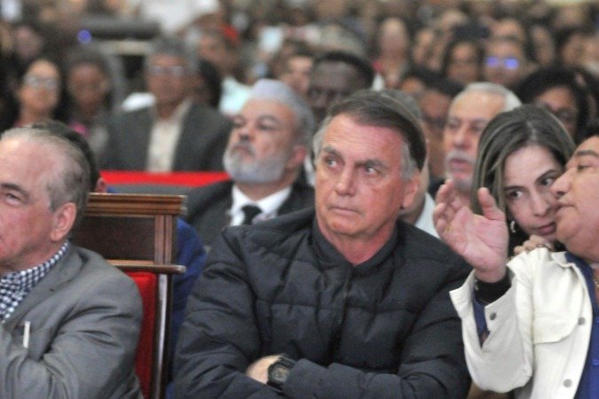  24/07/2025 Crédito: Marcelo Ferreira/CB/D.A Press. Brasil. Brasília - DF -  Ex- presidente Jair Bolsonaro vai ao culto na Catedral da Benção em Taguatinga Sul. -  (crédito:  Marcelo Ferreira/CB/D.A Press)