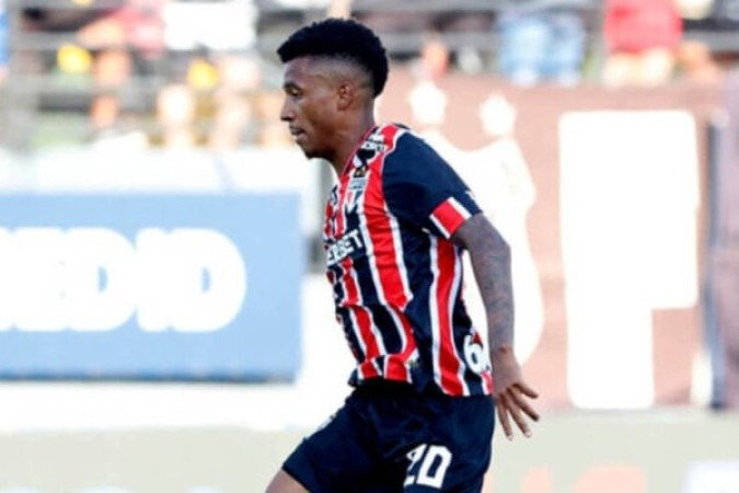 MARCOS ANTÔNIO - Motorzinho do meio-campo. Se movimentou bastante, sendo fundamental na circulação da bola de um lado para o outro, e criou boas jogadas. Aliás, deu a assistência para Luciano marcar o gol da vitória. NOTA: 7,0 - Foto: Rubens Chiri/saopaulofc.net