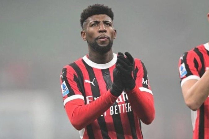 Emerson Royal em ação com a camisa do Milan na última temporada - (crédito: Foto: Reprodução/Instagram) Emerson Royal em ação com a camisa do Milan na última temporada - (crédito: Foto: Reprodução/Instagram)