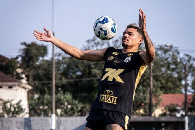 Tiquinho Soares perdeu espaço no Santos - (crédito: Foto: Raul Baretta/ Santos FC) Tiquinho Soares perdeu espaço no Santos - (crédito: Foto: Raul Baretta/ Santos FC)