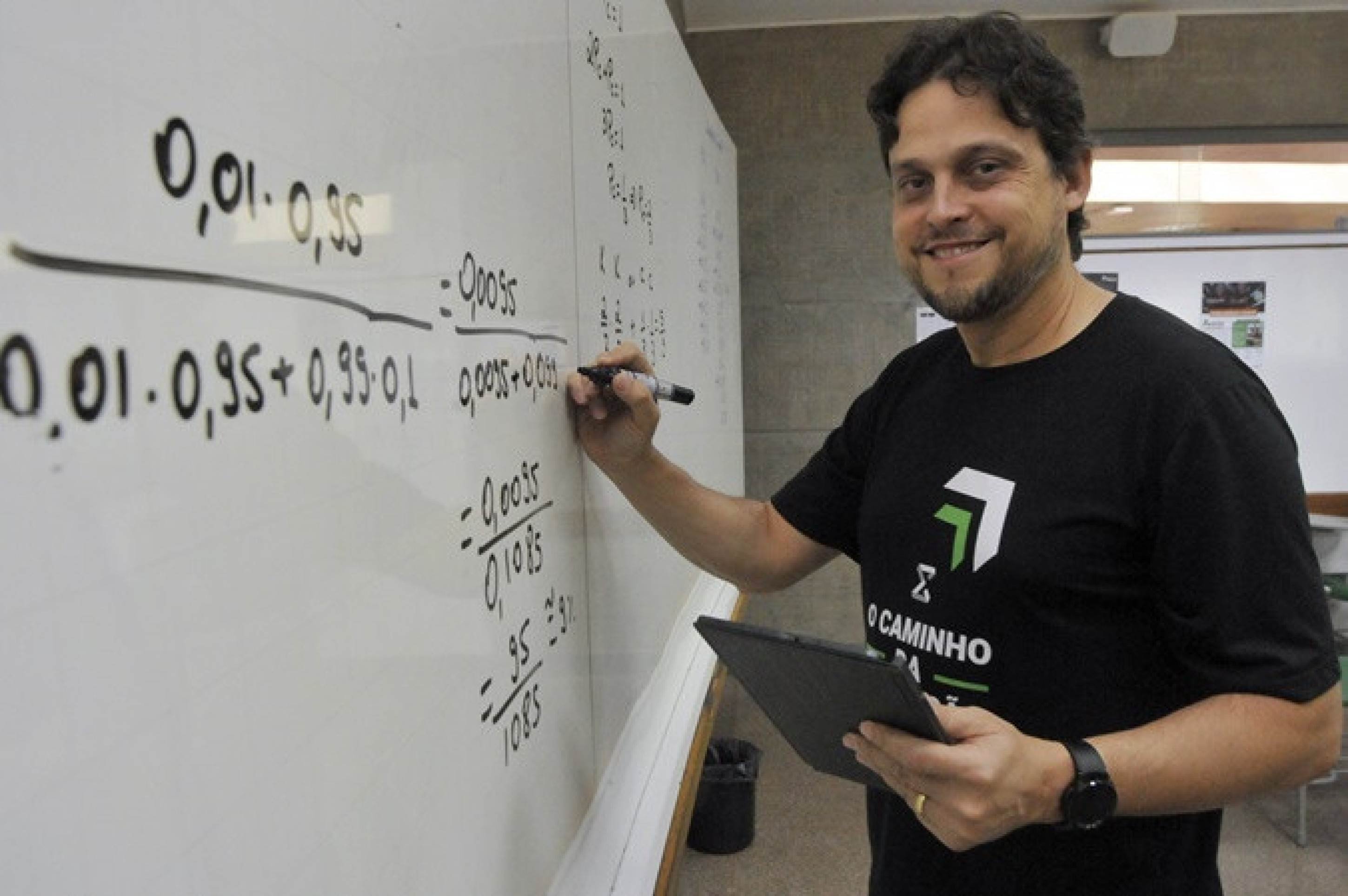 Dedicação exclusiva de professores faz a diferença na aprendizagem