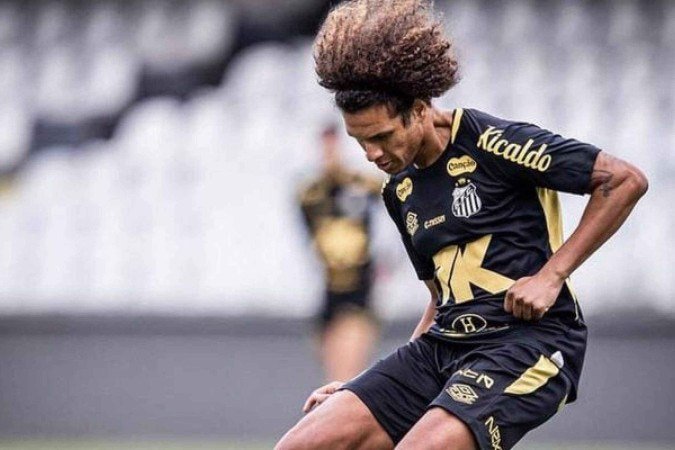 Willian Arão é a terceira baixa do Santos para a partida  -  (crédito: Foto: Raul Baretta/Santos FC)