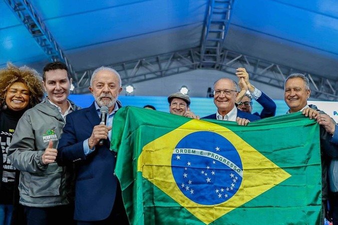 Alckmin foi designado por Lula para estar à frente do Comitê Interministerial de estratégias para reagir ao anúncio do tarifaço previsto para entrar em vigor em 1º de agosto - (crédito: Ricardo Stuckert / PR) Alckmin foi designado por Lula para estar à frente do Comitê Interministerial de estratégias para reagir ao anúncio do tarifaço previsto para entrar em vigor em 1º de agosto - (crédito: Ricardo Stuckert / PR)