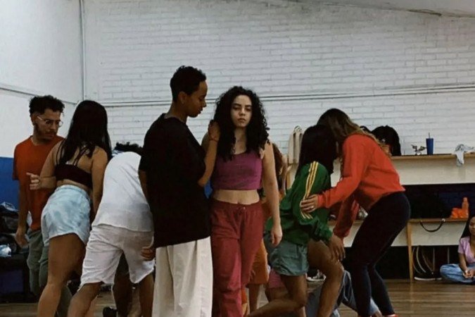 Coletivo CeinCena vai realizar aulas de dança entre 25 de agosto e 26 de setembro no Complexo Cultural de Samambaia -  (crédito: Reprodução/Instagram)