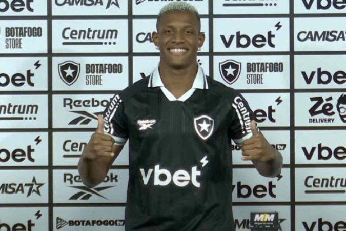 Danilo já está na área. Ele é um dos sete novos reforços da janela de meio de ano - (crédito: Foto: Leonardo Pereira/Jogada10) Danilo já está na área. Ele é um dos sete novos reforços da janela de meio de ano - (crédito: Foto: Leonardo Pereira/Jogada10)