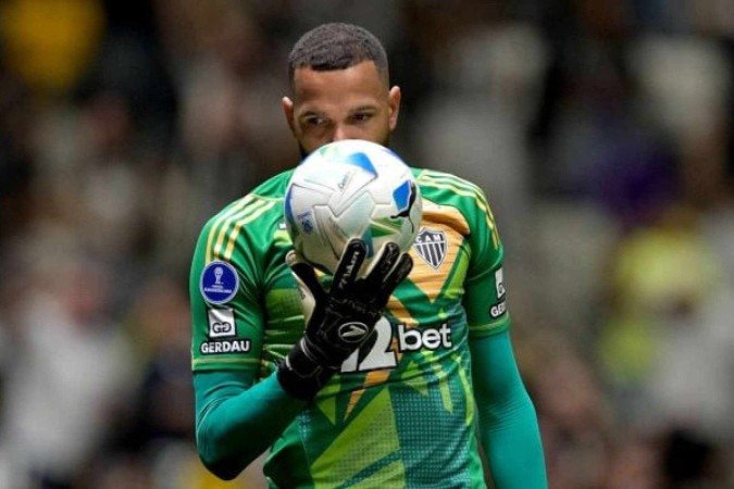 Everson pegou duas penalidades e marcou o gol da classificação do Galo  -  (crédito: Foto: Divulgação/Conmebol)