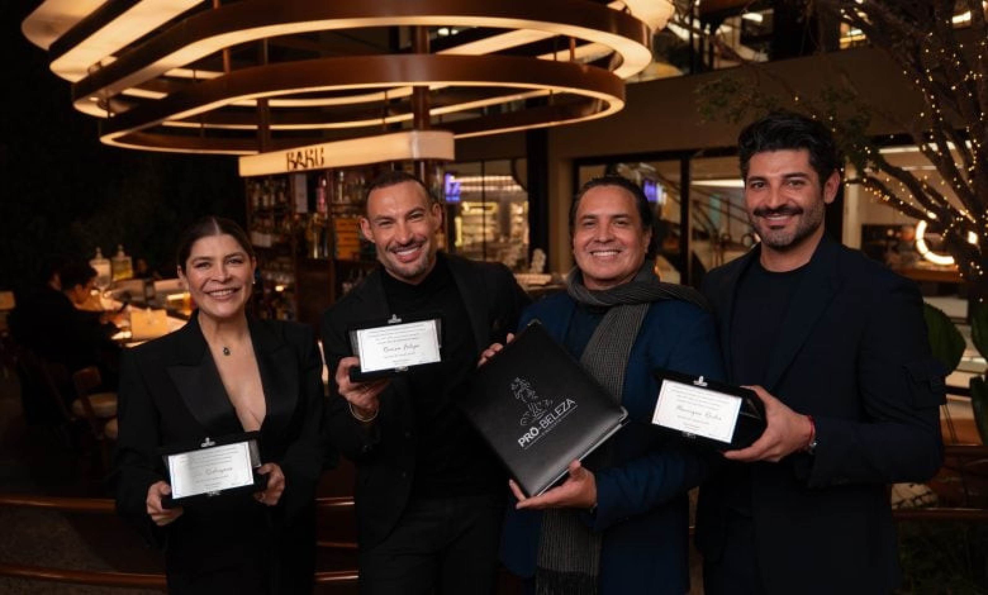 Sindicato Pró-Beleza celebra 106 anos com solenidade histórica no Rom Concept, maior salão de beleza do mundo