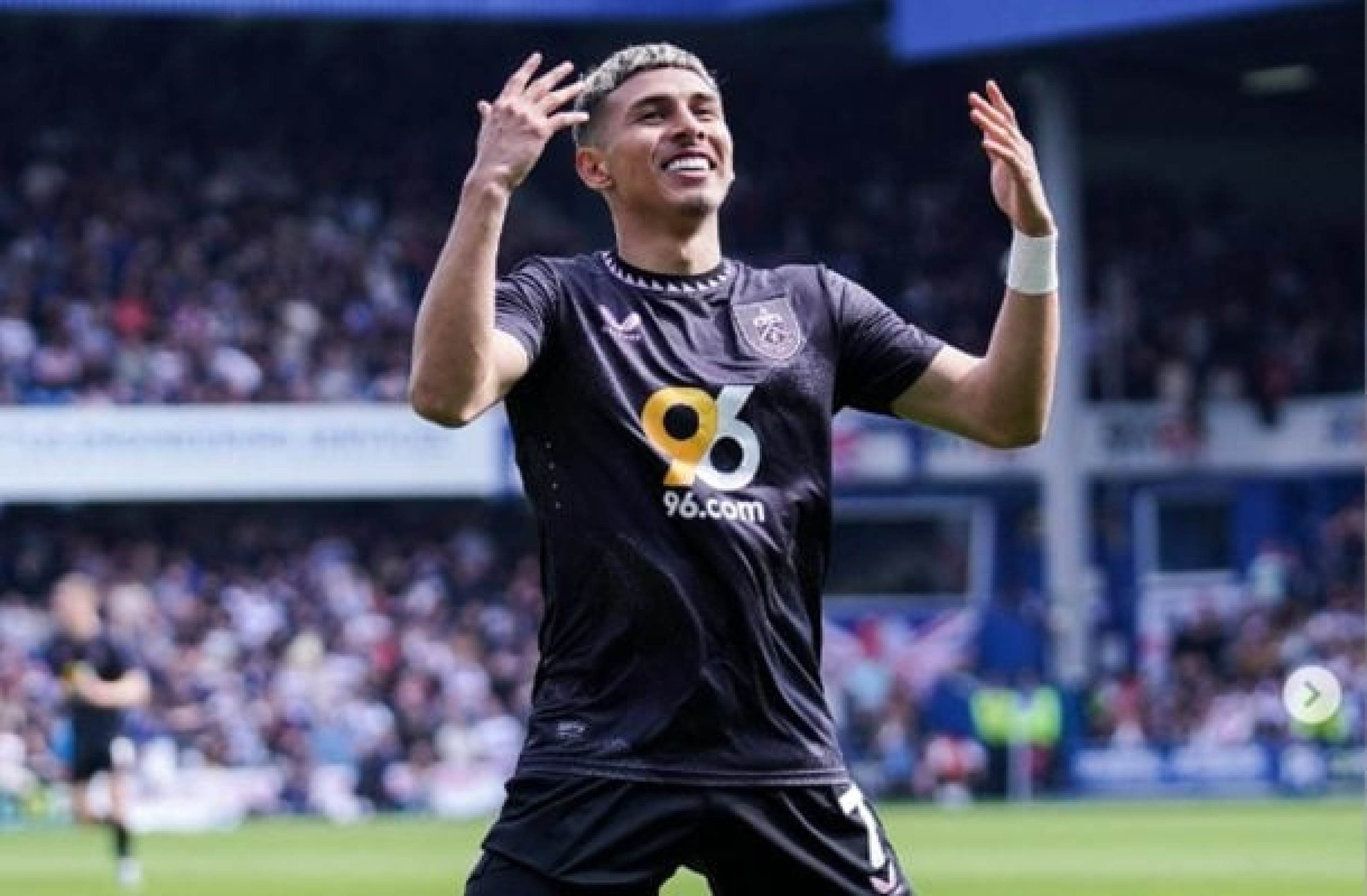 Jeremy Sarmiento, atacante do Brighton, entra na mira do Cruzeiro