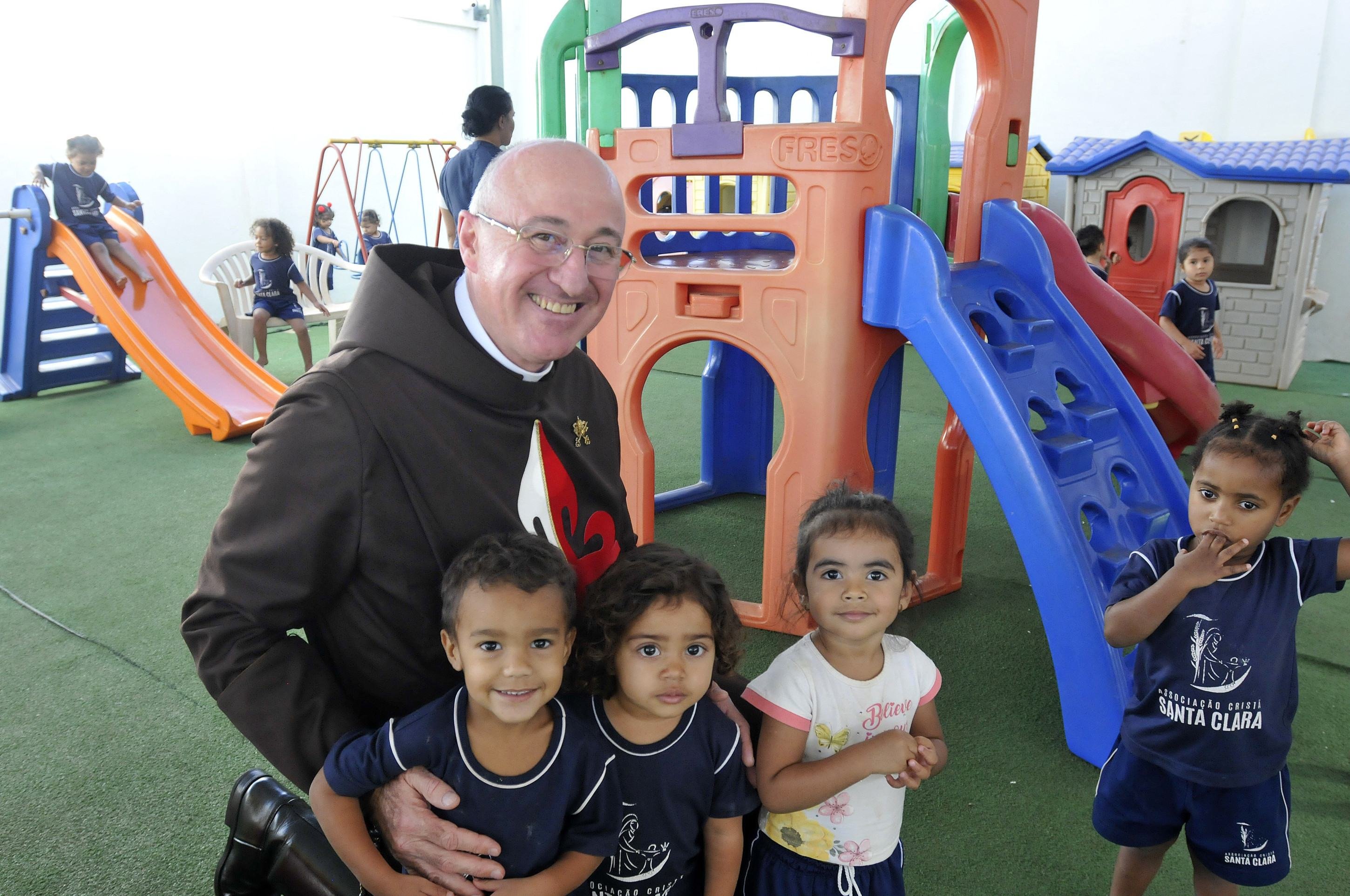  25/07/2025. Crédito: Minervino Júnior/CB/D.A Press. Brasil.  Brasilia - DF. Creche na Capela Santa Luzia na Estrutural. Padre Lourenço Ferronatto