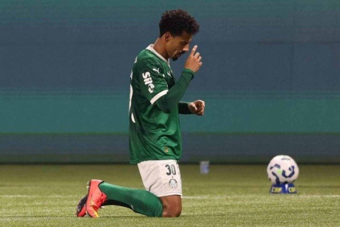 Lucas Evangelista ressalta importância de mais uma vitória do Palmeiras no Brasileirão -  (crédito: Foto: Cesar Greco/Palmeiras)