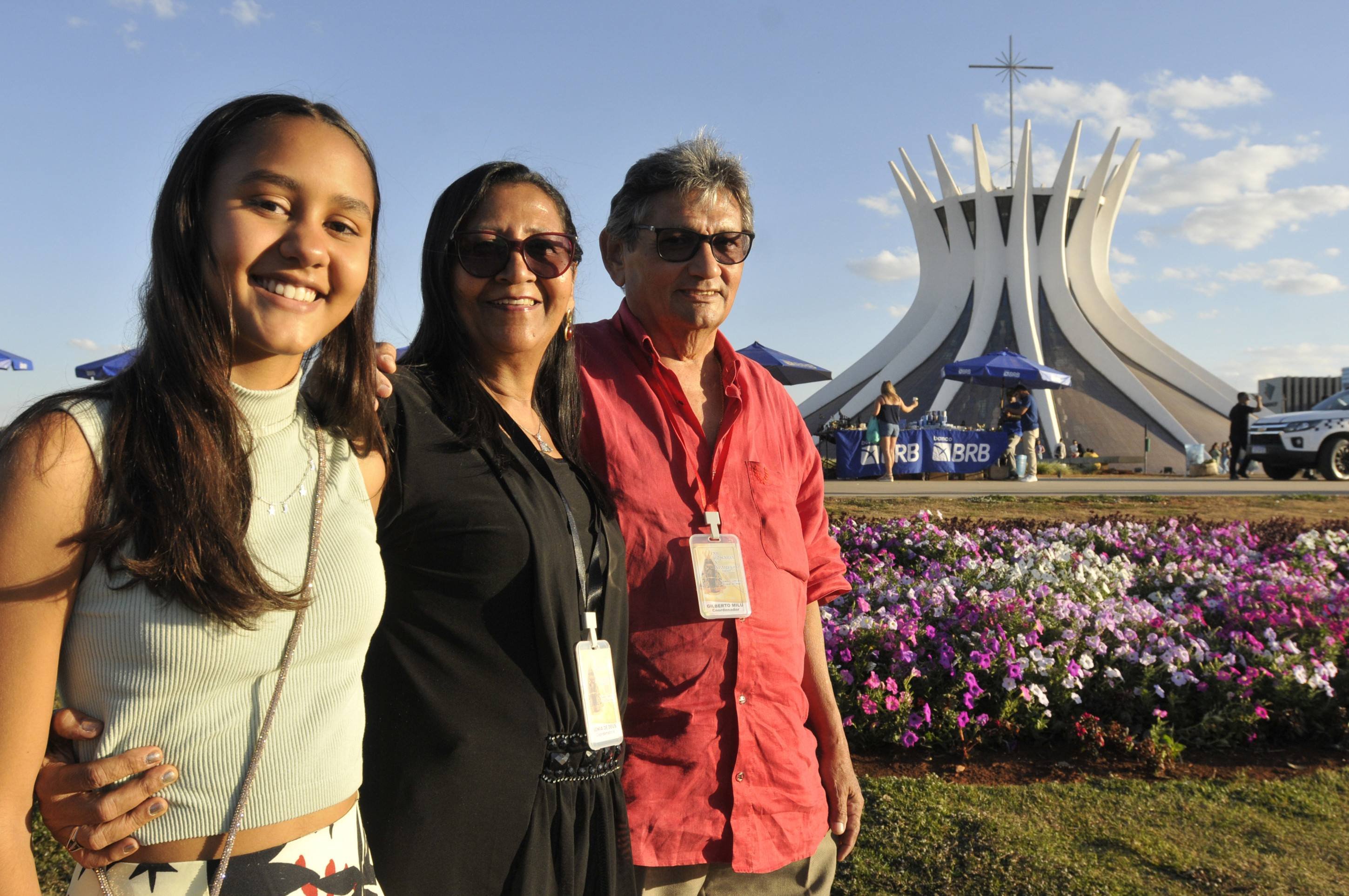 Sônia, entre a filha Isabela e o marido, Gilberto: turistas do Piauí