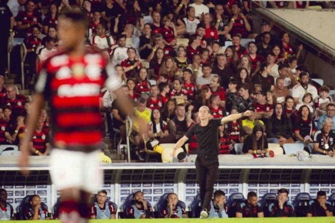 Filipe Luís durante a vitória do Flamengo no Maracanã -  (crédito: Foto: Adriano Fontes/Flamengo)