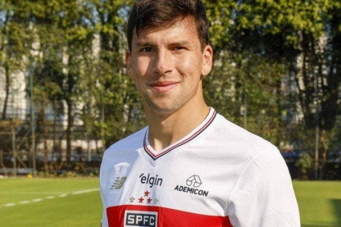 TAPIA - Entrou no lugar de Luciano já na reta final do jogo e deu números finais à vitória do São Paulo -