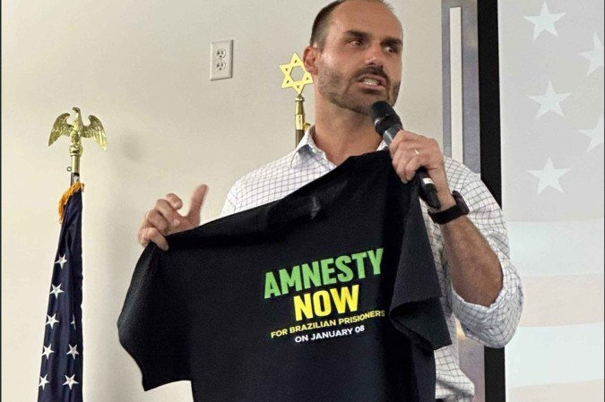 Eduardo Bolsonaro na Cúpula Conservadora - (crédito: Reprodução / X) Eduardo Bolsonaro na Cúpula Conservadora - (crédito: Reprodução / X)