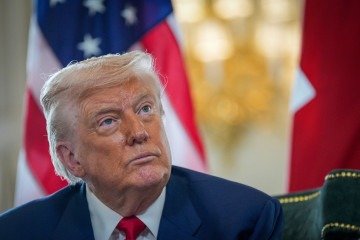 Trump reafirmou que não haverá adiamento da data em que passam a valer as tarifas que os EUA imporão -  (crédito: Christopher Furlong/AFP       )