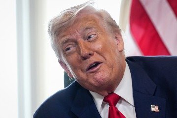 'A Suprema Corte americana atrapalhou os esforços para pararem o Trump. Já a brasileira está agressivamente tentando processar Bolsonaro' -  (crédito:  AFP)