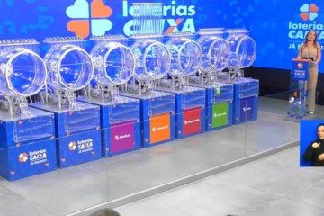 Confira o sorteio das loterias desta segunda-feira -  (crédito: Reprodução/YoutubeCaixa)