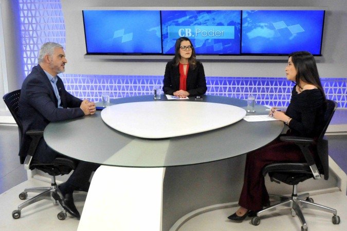 O novo presidente da Ademi-DF, Celestino Fracon Júnior, falou ao CB.Poder sobre a criação do novo bairro, o Setor Habitacional Jóquei Clube. Na bancada, as jornalistas Mariana Niederauer (C) e Mila Ferreira - (crédito: Marcelo Ferreira/CB/D.A Press) O novo presidente da Ademi-DF, Celestino Fracon Júnior, falou ao CB.Poder sobre a criação do novo bairro, o Setor Habitacional Jóquei Clube. Na bancada, as jornalistas Mariana Niederauer (C) e Mila Ferreira - (crédito: Marcelo Ferreira/CB/D.A Press)