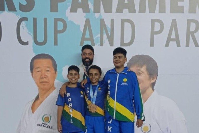 Os atletas viajaram até Vitória (ES) para participar do campeonato internacional - (crédito: Cedida ao Correio) Os atletas viajaram até Vitória (ES) para participar do campeonato internacional - (crédito: Cedida ao Correio)