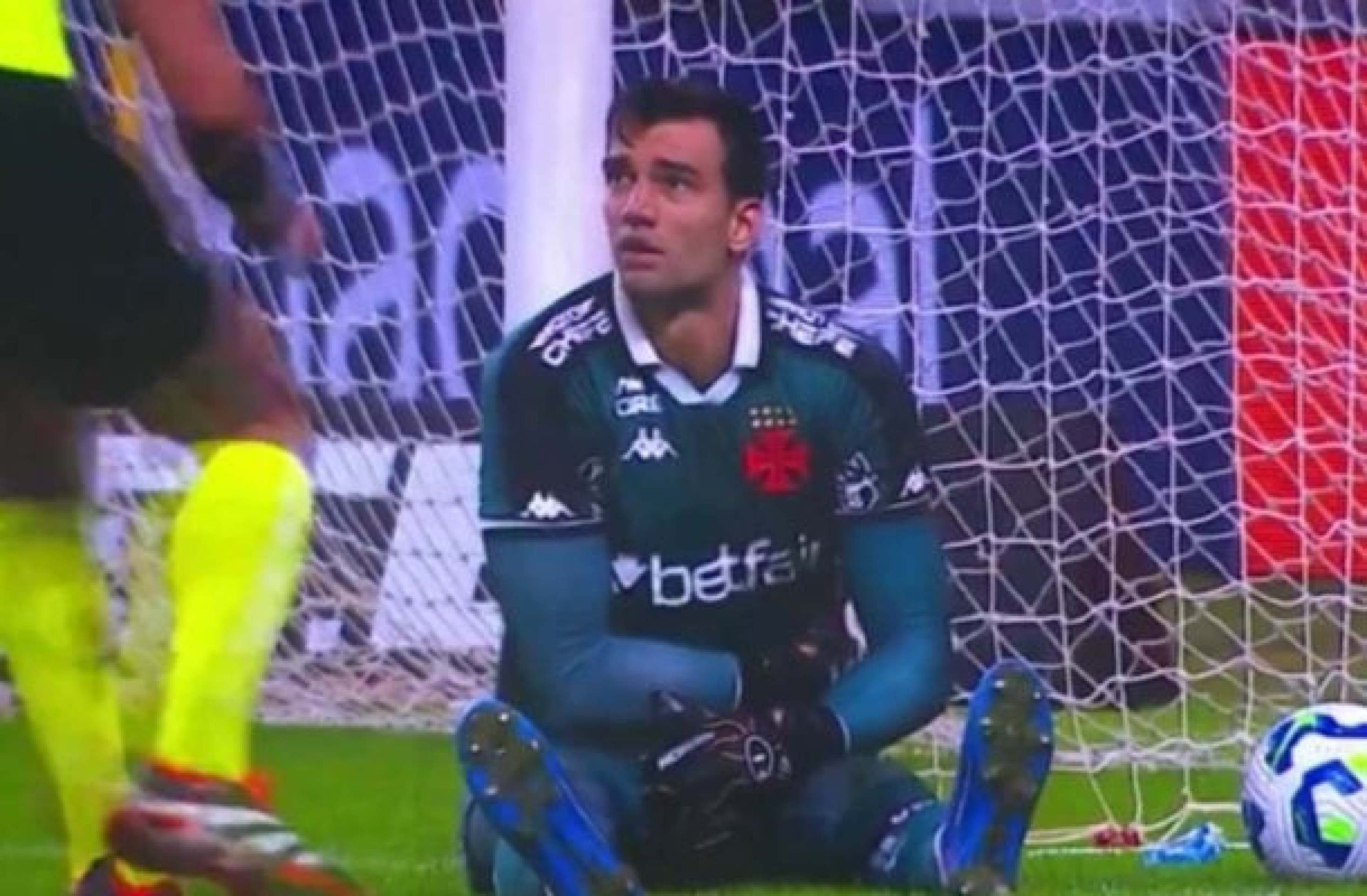 Especialista opina sobre polêmica de Léo Jardim em empate do Vasco: ‘Podemos usar todos adjetivos’