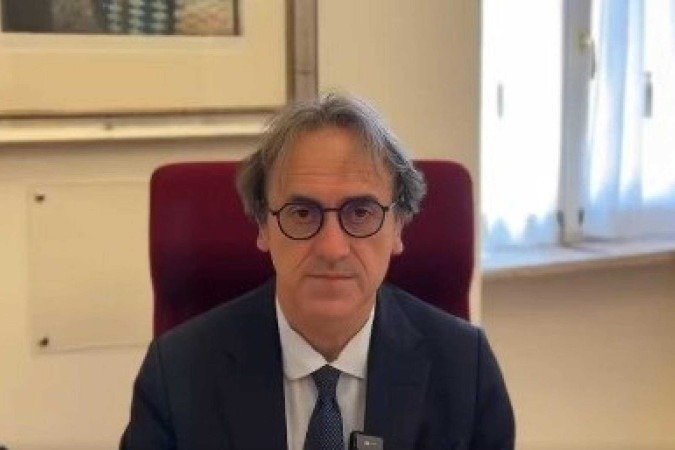 Ambientalista, Angelo Bonelli é integrante do partido Europa Verde, que tem como bandeira a transição energética e a defesa do meio ambiente nos países da União Europeia - (crédito: Reprodução/X) Ambientalista, Angelo Bonelli é integrante do partido Europa Verde, que tem como bandeira a transição energética e a defesa do meio ambiente nos países da União Europeia - (crédito: Reprodução/X)