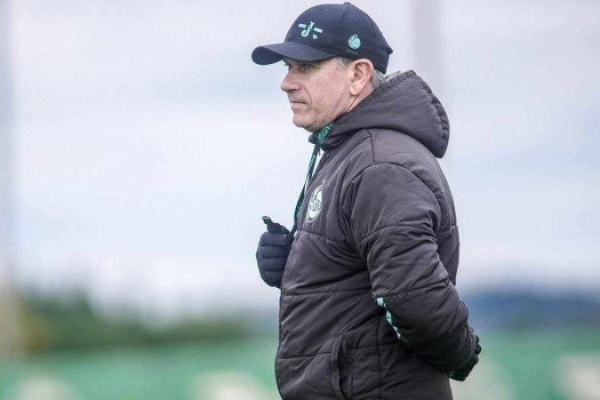 Claudio Tencati é mais um técnico a cair no Brasileirão - (crédito: Foto: Divulgação / juventude) Claudio Tencati é mais um técnico a cair no Brasileirão - (crédito: Foto: Divulgação / juventude)