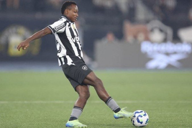 NATHAN FERNANDES - Entrou bem, renovou o gás do ataque e criou a chance mais perigosa do Botafogo no segundo tempo. NOTA: 6,0 - Foto: Vitor Silva/Botafogo