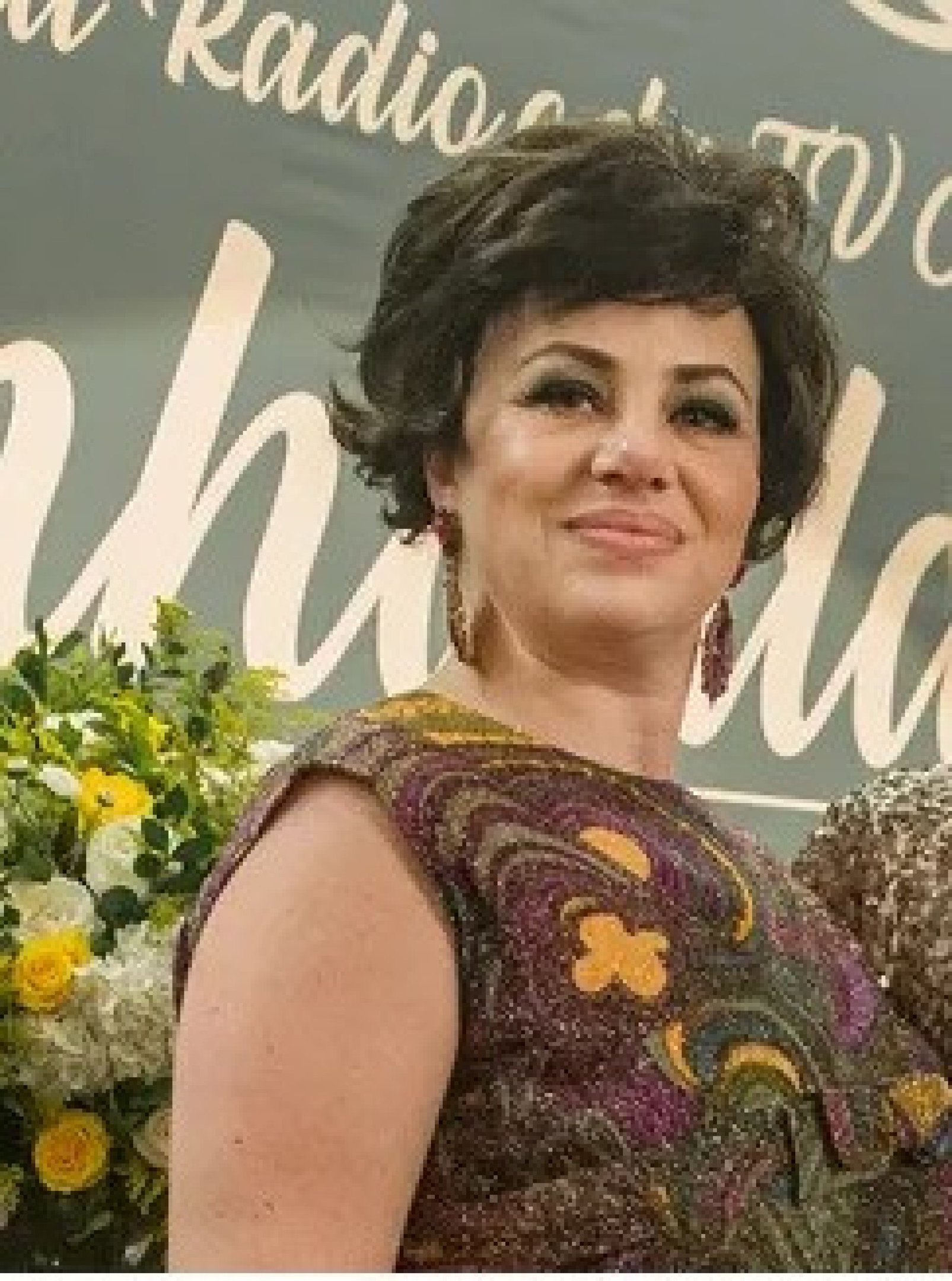 Caracterizada como Lolita Rodrigues, em Hebe