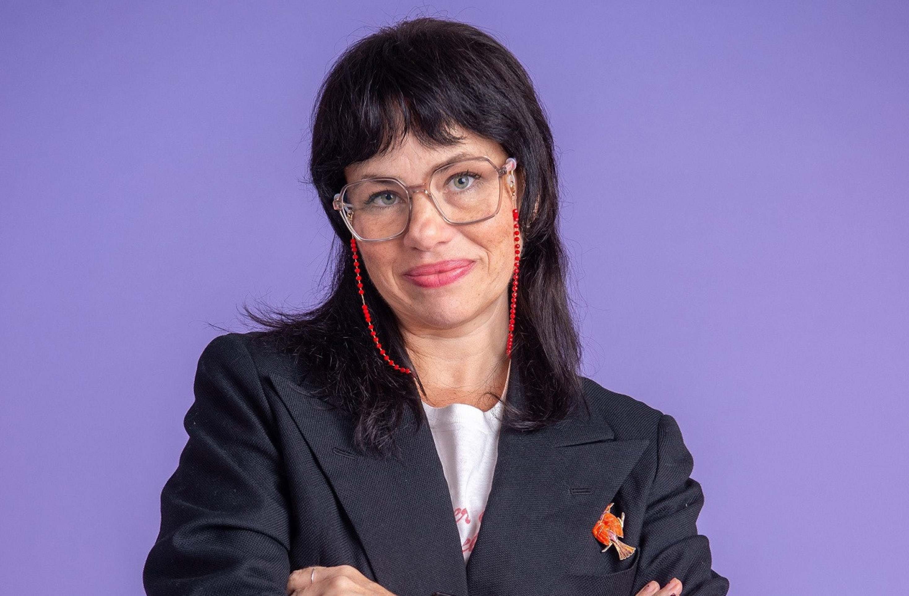 Carol, em Elas por Elas, era uma cientista nerd e solteirona