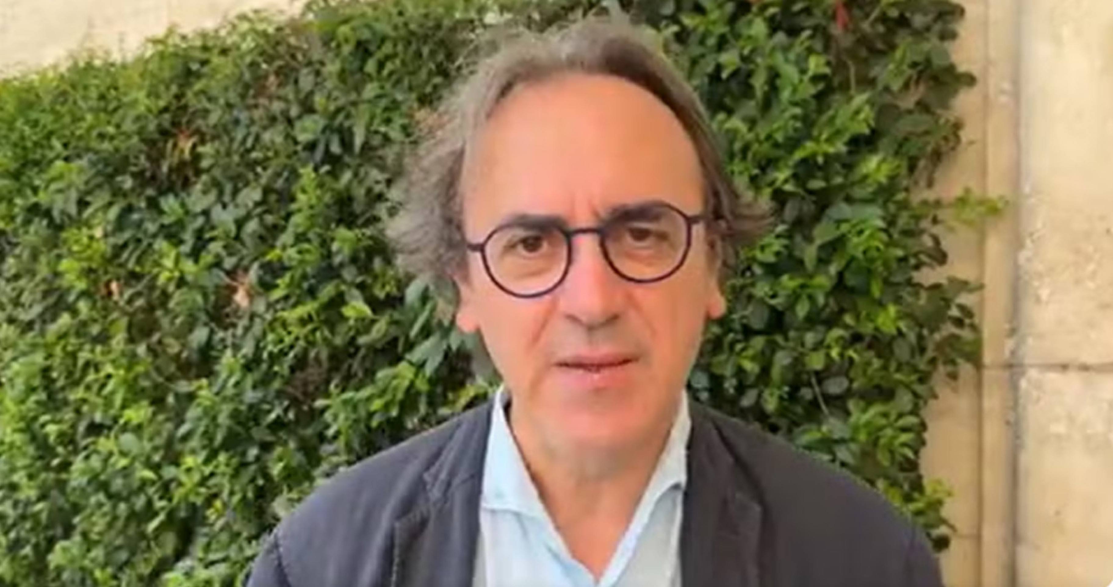 Deputada quer homenagear colega italiano que ajudou a prender Zambelli
