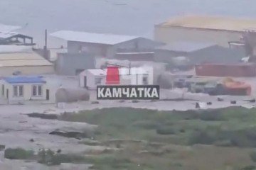 Tsunami atinge a costa leste da Rússia - (crédito: Reprodução/X) Tsunami atinge a costa leste da Rússia - (crédito: Reprodução/X)