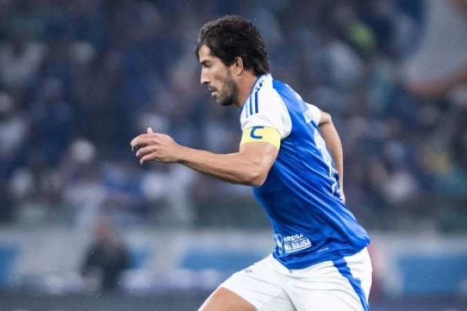 LUCAS SILVA – Substituiu Lucas Romero, que estava amarelado, aos 29 da etapa final. Nada de muito diferente do titular. Mas sem comprometer.  NOTA 6,0 – Foto: Gustavo Aleixo / Cruzeiro