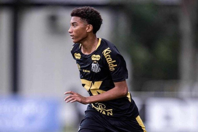 Robinho Jr é a grande aposta do Santos para o futuro - (crédito: Foto: Reinaldo Campos/ Santos F.C.) Robinho Jr é a grande aposta do Santos para o futuro - (crédito: Foto: Reinaldo Campos/ Santos F.C.)