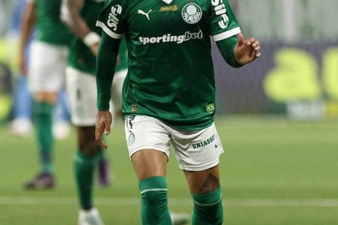 FACUNDO TORRES - Ao contrário do seu companheiro de ataque, não conseguiu ser um fator de destaque no ataque alviverde. Sua grande chance veio em uma bola desviada e o atacante saiu de campo sem finalizar no gol. Nota: 5 - Foto: Cesar Greco/Palmeiras