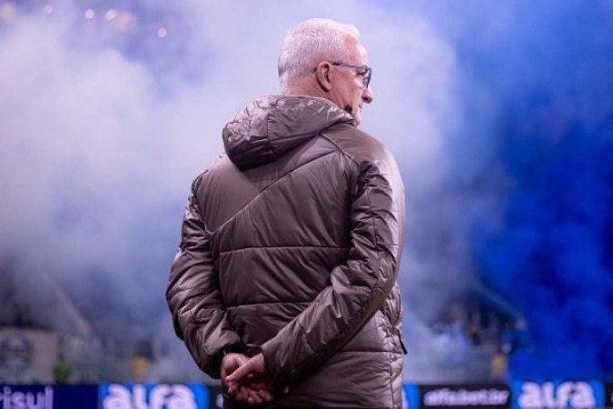 TÉCNICO: DORIVAL JUNIOR - O Corinthians fez um bom jogo, bem superior no primeiro tempo e mantendo equilíbrio na etapa final. O meio de campo estava pouco efetivo e o técnico poderia ter lançado Breno Bidon bem antes para tentar dar maior criatividade ao time. Mas ao menos viu o time sair com boa vitória. NOTA 5,5. Foto: Rodrigo Coca/Corinthians