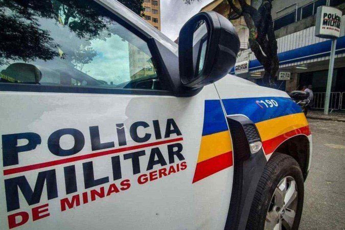 Mulher foi presa pela PM e vítimas foram levadas à UPA Pampulha -  (crédito: PMMG / Divulgação)