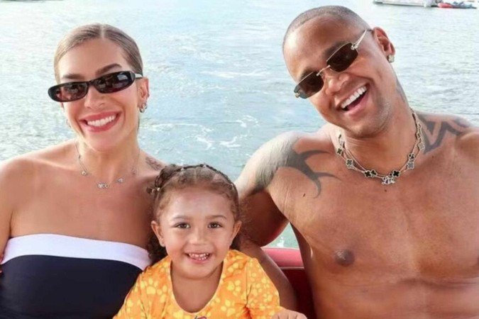 Leo Santana fala sobre intimidade com Lore Improta e prazo para aumentar a família - (crédito: Observatorio dos Famosos) Leo Santana fala sobre intimidade com Lore Improta e prazo para aumentar a família - (crédito: Observatorio dos Famosos)