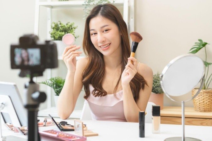 Os acessórios certos fazem grande diferença nos conteúdos de beleza (Imagem: Kmpzzz | Shutterstock) -  (crédito: EdiCase)