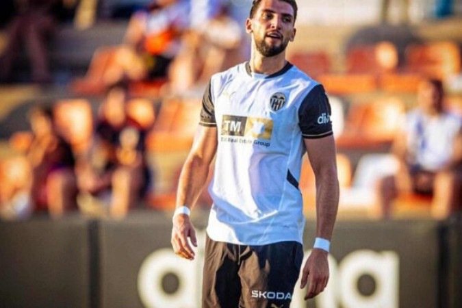 Botafogo faz proposta por Rafa Mir, do Sevilla - (crédito: Foto: Fran Santiago/Getty Images) Botafogo faz proposta por Rafa Mir, do Sevilla - (crédito: Foto: Fran Santiago/Getty Images)