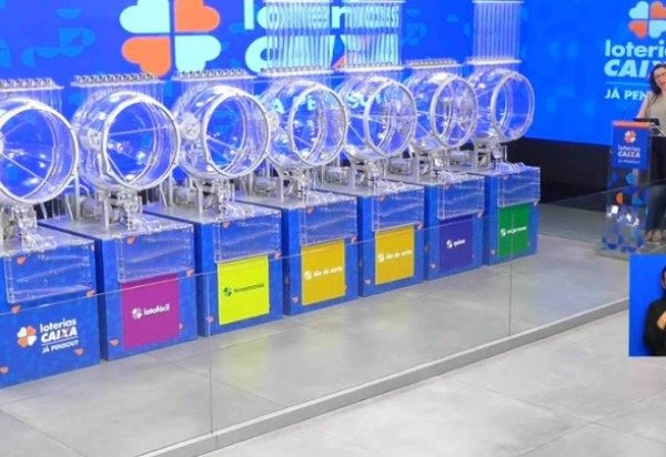 Reprodução/YoutubeCaixa